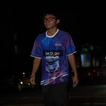 Runner Photo 1700872