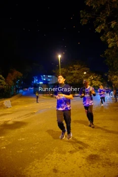 Runner Photo 1700889