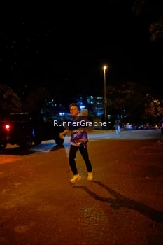 Runner Photo 1700917