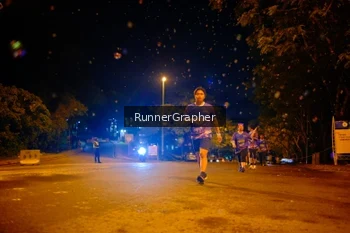 Runner Photo 1700920