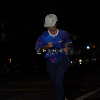Runner Photo 1700923