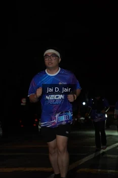 Runner Photo 1700984