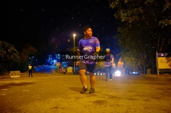 Runner Photo 1700988