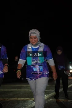 Runner Photo 1701003