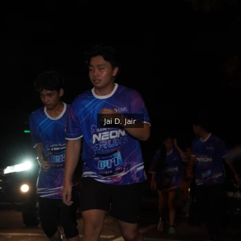 Runner Photo 1701007