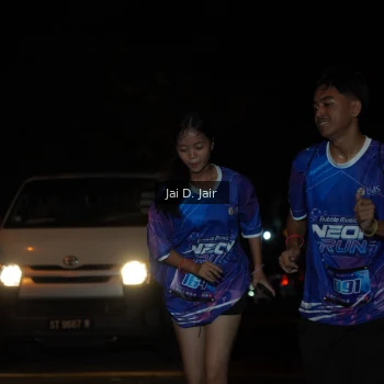 Runner Photo 1701026