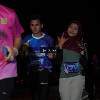 Runner Photo 1701044
