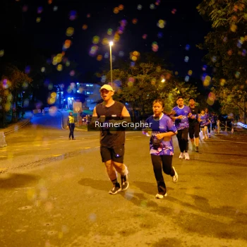 Runner Photo 1701096