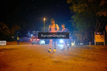 Runner Photo 1701114
