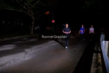 Runner Photo 1701123