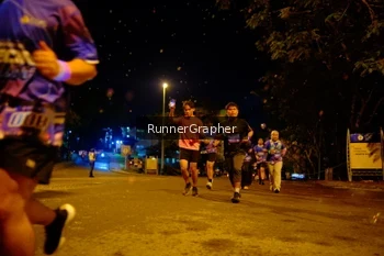 Runner Photo 1701144
