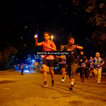 Runner Photo 1701212