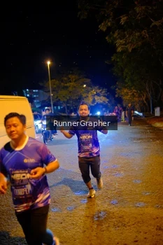 Runner Photo 1701222