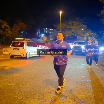 Runner Photo 1701332