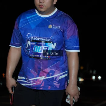 Runner Photo 1701366