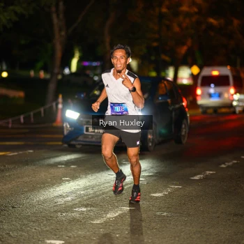 Runner Photo 1701421