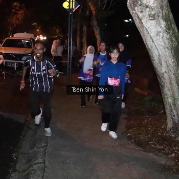 Runner Photo 1701437