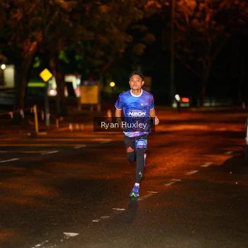 Runner Photo 1701442