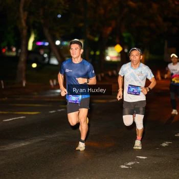 Runner Photo 1701479