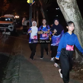 Runner Photo 1701508