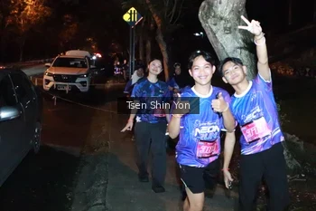 Runner Photo 1701538