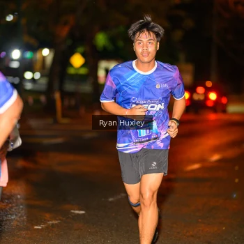 Runner Photo 1701553