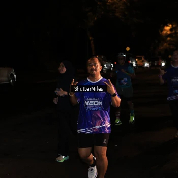 Runner Photo 1701579