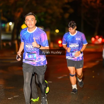 Runner Photo 1701584