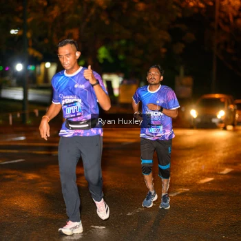 Runner Photo 1701600