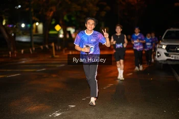 Runner Photo 1701618