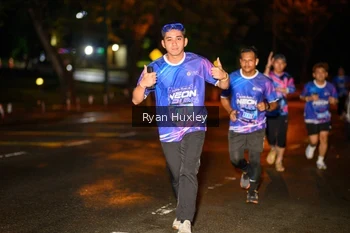 Runner Photo 1701631