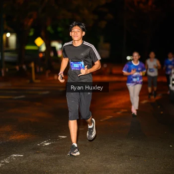 Runner Photo 1701645