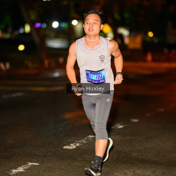 Runner Photo 1701667