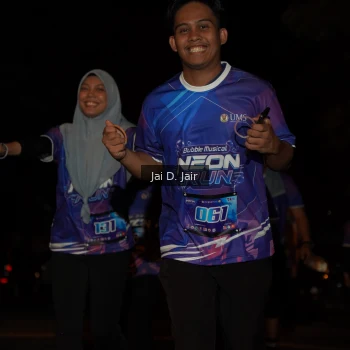 Runner Photo 1701716
