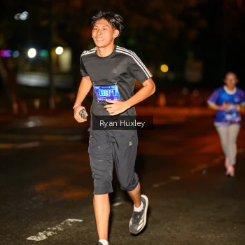 Runner Photo 1701719