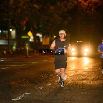 Runner Photo 1701760