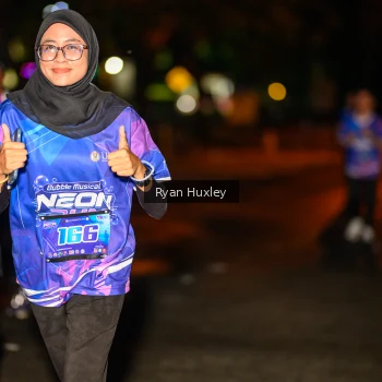 Runner Photo 1701765