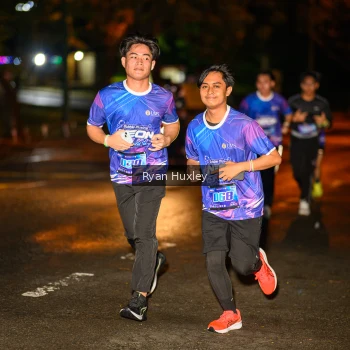 Runner Photo 1701776