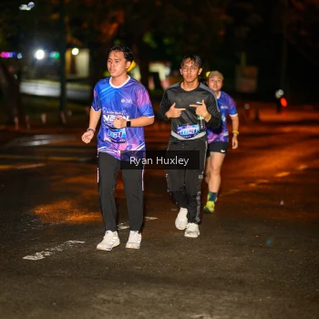 Runner Photo 1701788