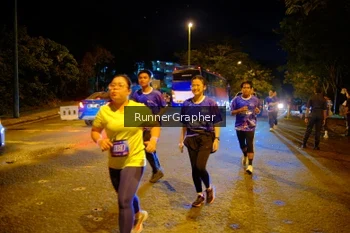 Runner Photo 1701793