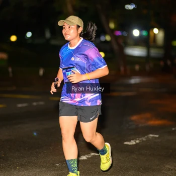Runner Photo 1701796