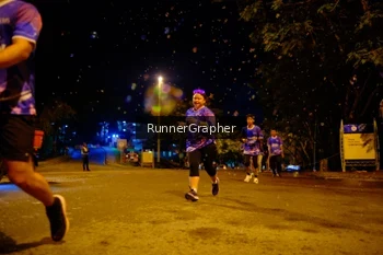 Runner Photo 1701805