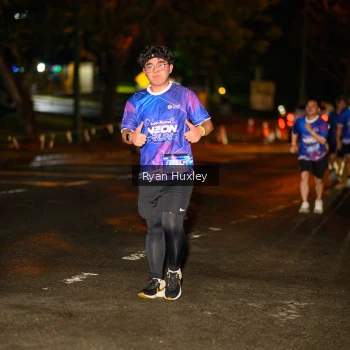 Runner Photo 1702005