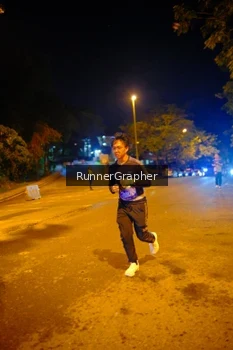Runner Photo 1702055