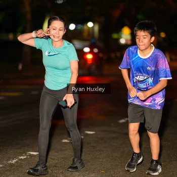 Runner Photo 1702110