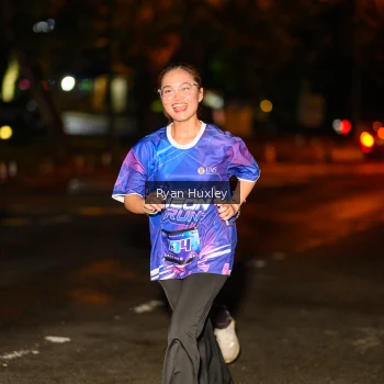 Runner Photo 1702147