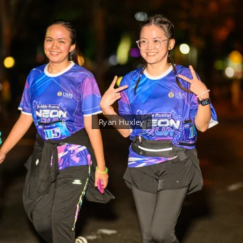 Runner Photo 1702157