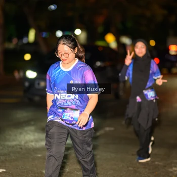 Runner Photo 1702184