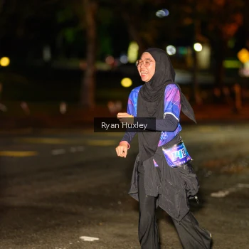 Runner Photo 1702191