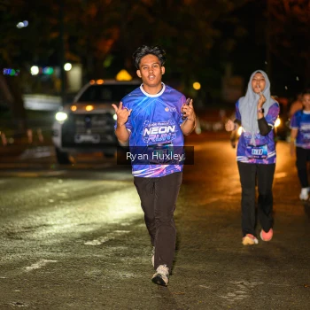 Runner Photo 1702193